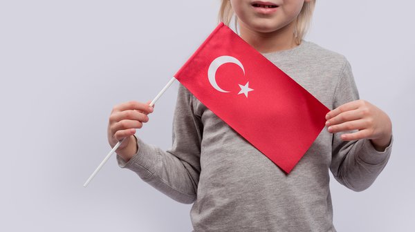 Тонкости получения турецкого гражданства для детей